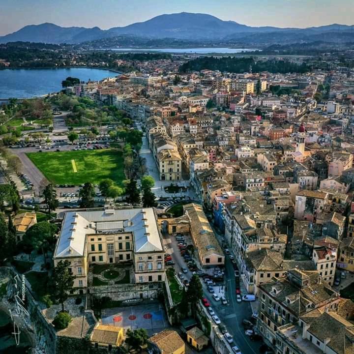 Katerina Apartment. Corfu Town エクステリア 写真
